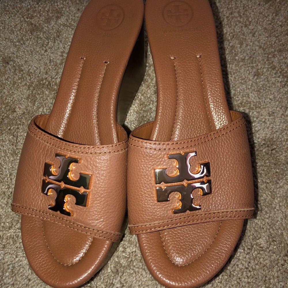 Tory Burch Selma Wedge Slides size 8